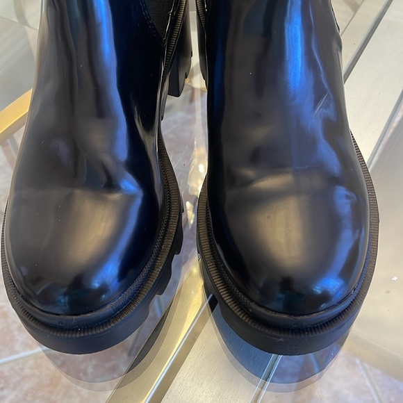 LEATHER GG ANKLE BOOT WITH BELT rhinestones - Picture 6 of 7